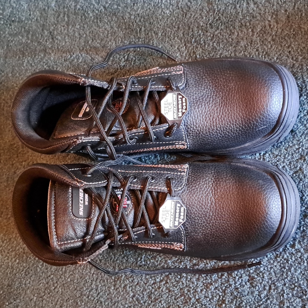 Skechers steel toe Memory Foam work boot